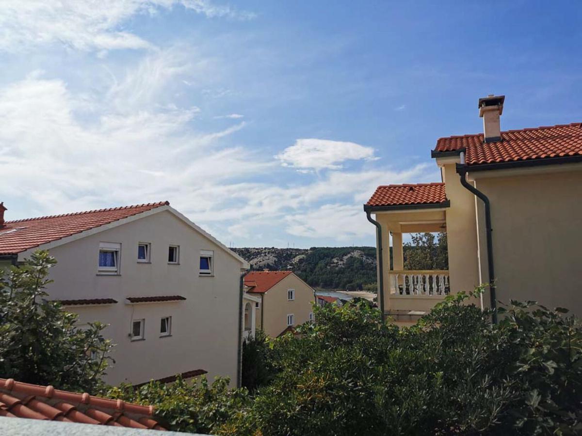 Apartments Miranda Lopar Exterior photo